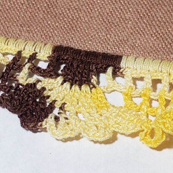 VTG HANKIE BROWN & YELLOW CROCHETED LACE EDGE HANDMADE POCKET SCARF ESTATE - Picture 7 of 10